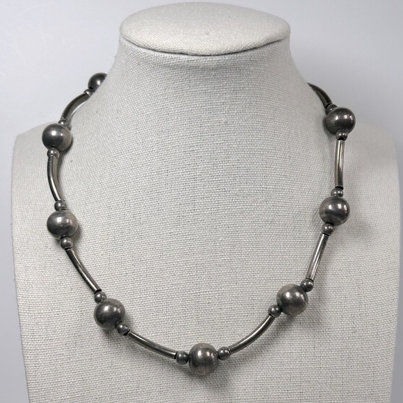 Vintage Sterling Silver 926 Ball 10mm Bar Stick Pearl Necklace